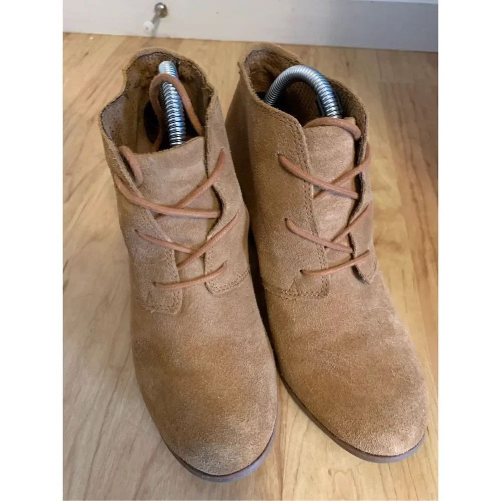 Toms suede brown booties size 7
